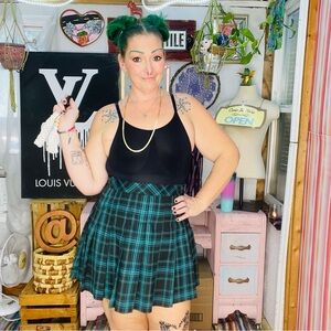 Divided Y2K  Green Black Pleated Mini Skater Skirt Size 10